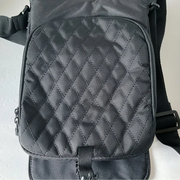 OGIO Module Sleeve Tablet Holder For IPad/Android NWT - Picture 8 of 13